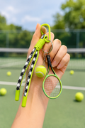 WARMINGO DE Tennis Racket Keychain with Mini Tennis Ball & Strap | Sports-Themed Key Ring for Keys, Backpack, Car Keys & Bags | Gift for Tennis Players, Men, Women & Kids