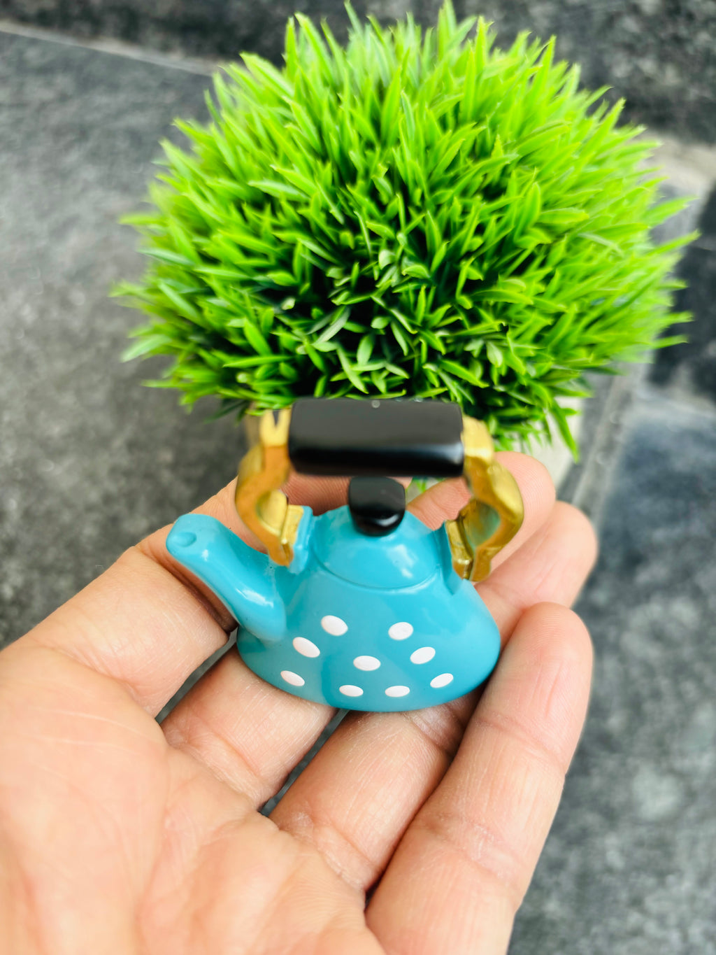 WARMINGO DE Kettle Miniature Fridge Magnet | Home Decor Item | Kitchen Decor Item | Imported Fridge Magnets , 1 Pack