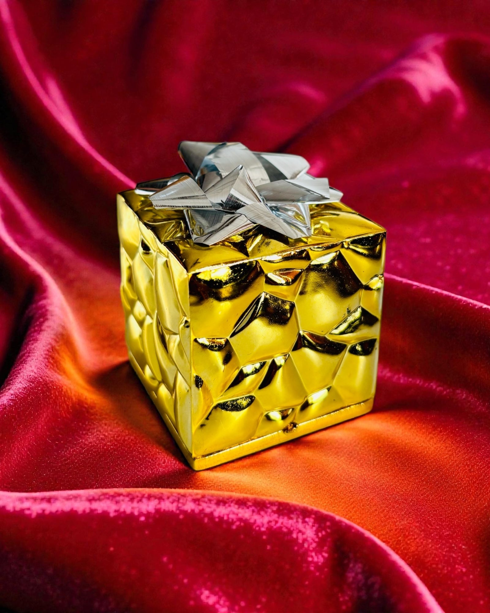 WARMINGO DE Plastic Gold Polished Ring Box for Proposal & Engagement | Elegant Jewelry Gift Box for Ring | Valentine, Wedding & Anniversary Gift